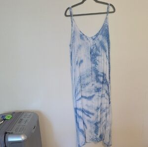 Raviya Blue and White Tie-Dye Swim Coverup